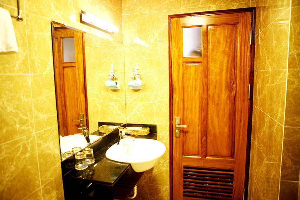 Bounty Hotel Hanoi Exterior photo